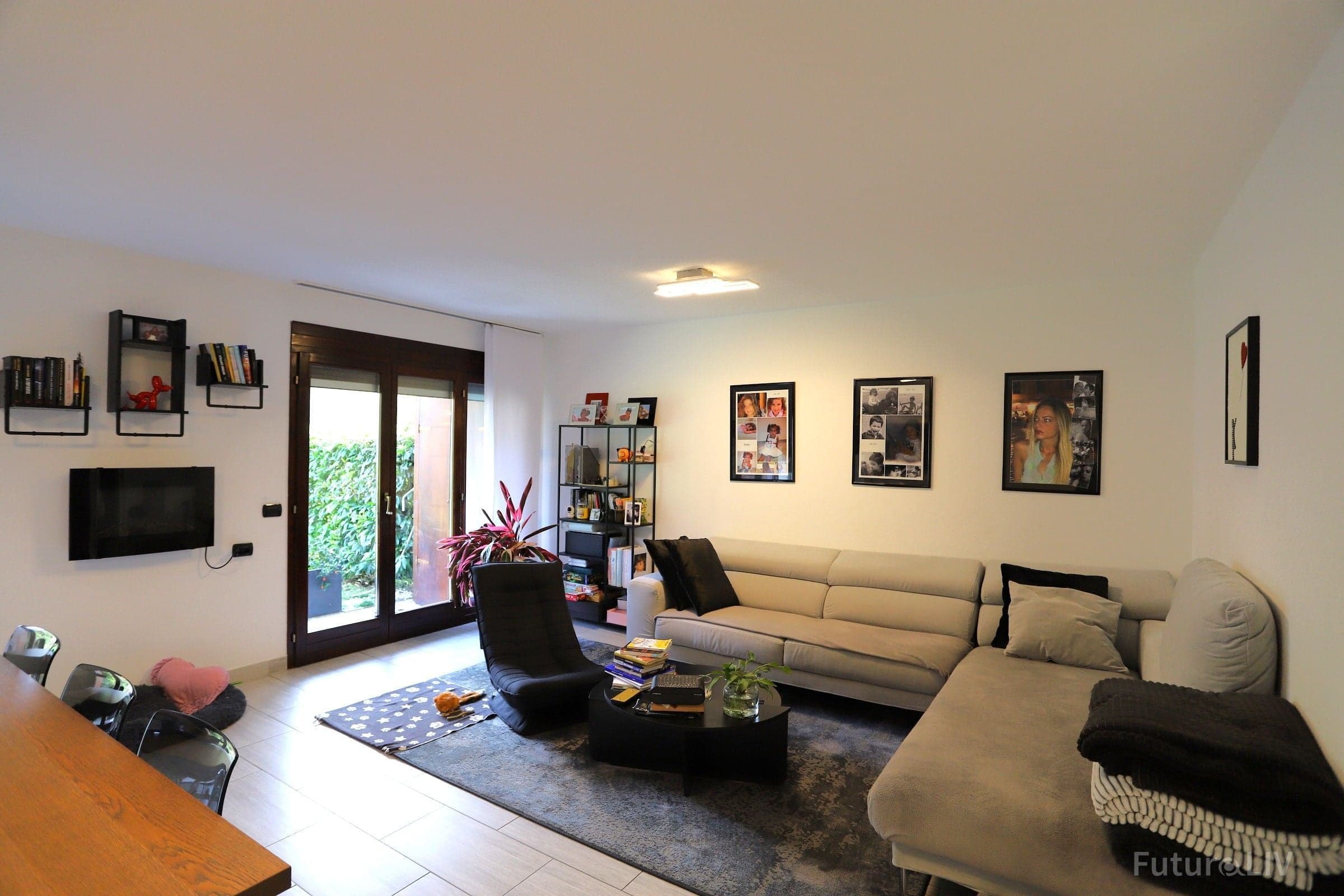 Casa unifamiliare a schiera - Immagine 1