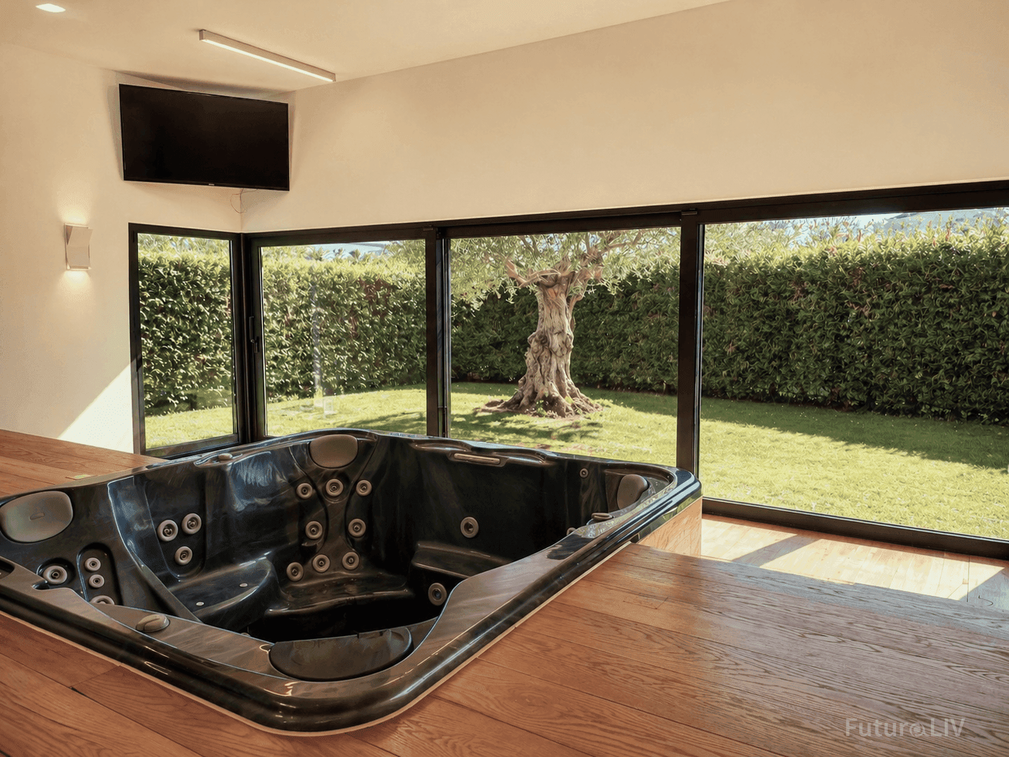 Moderna casa unifamiliare con giardino - Immagine 1